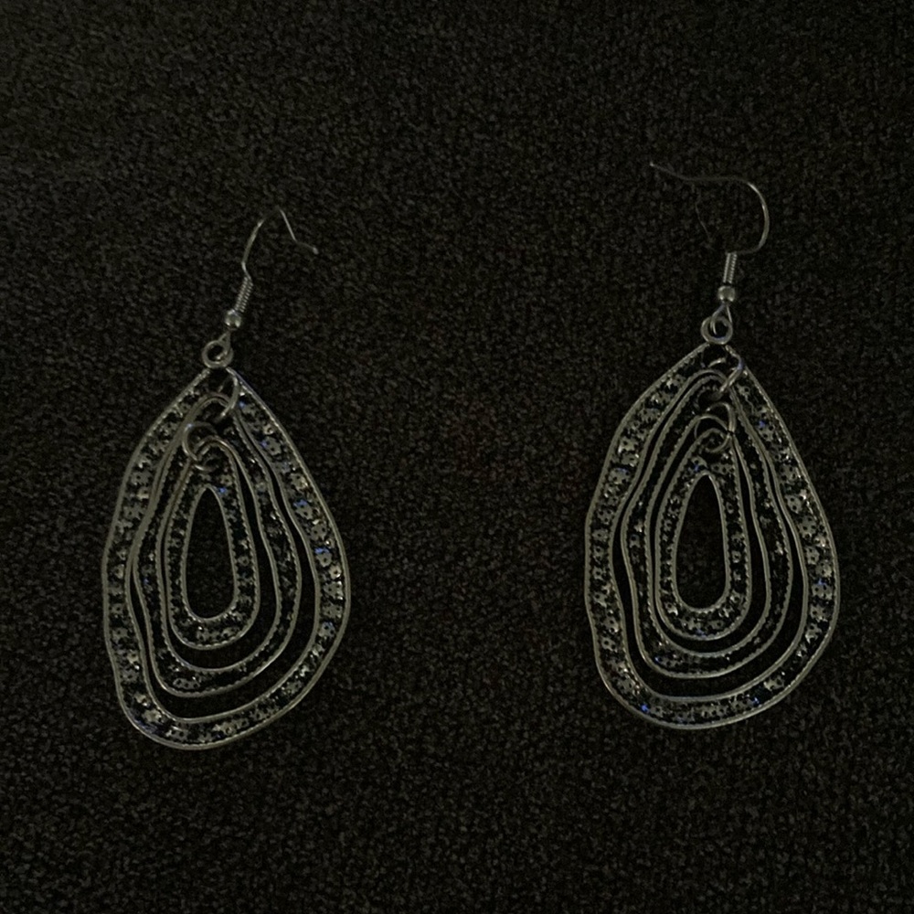 Elegant Silver Teardrop Earrings
